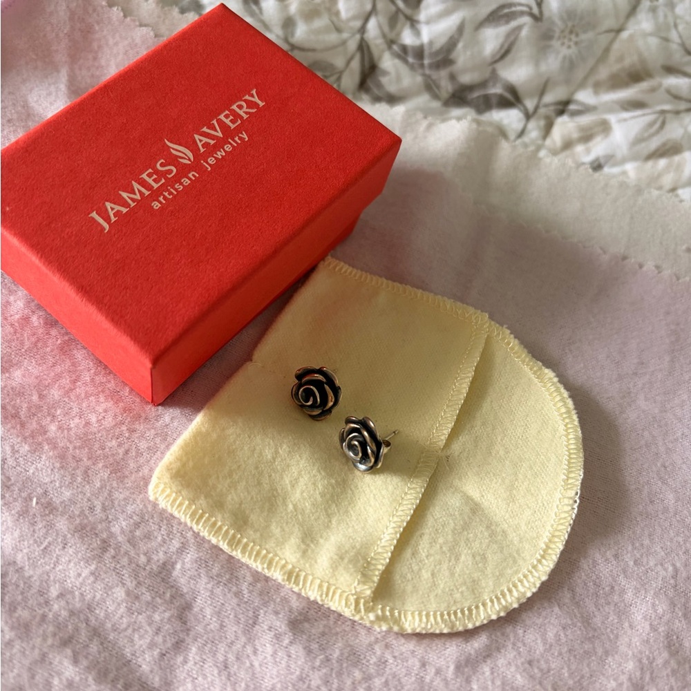 RETIRED James Avery Rose Blossom Stud  Earrings-Large - Picture 5 of 5